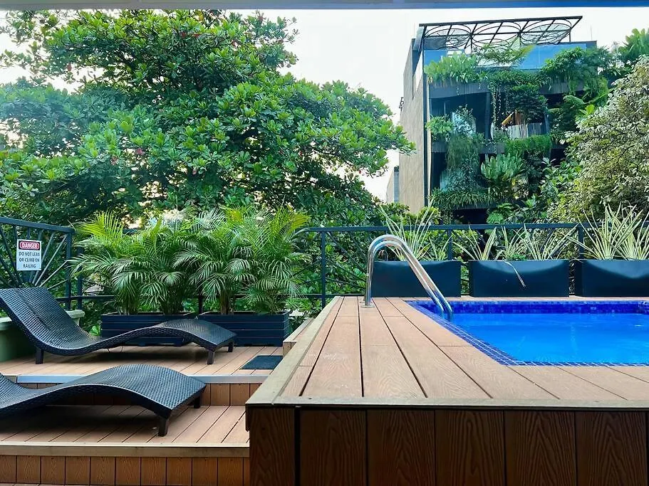 Nowa Provenza 3-Story Villa With Pool & Rooftop Medellin