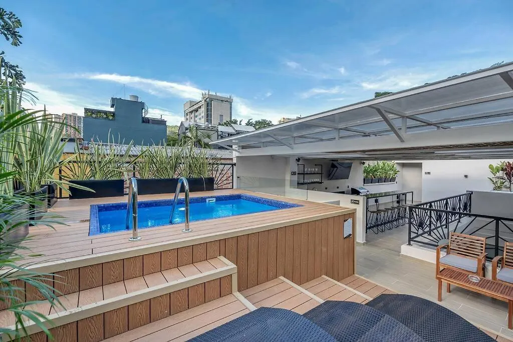 Nowa Provenza 3-Story Villa With Pool & Rooftop Medellin